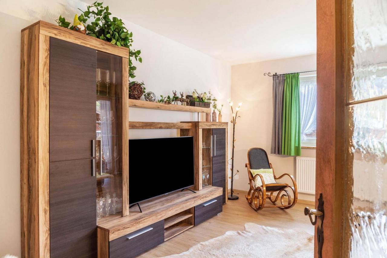Ferienwohnung Waldruhe Garmisch-Partenkirchen Luaran gambar